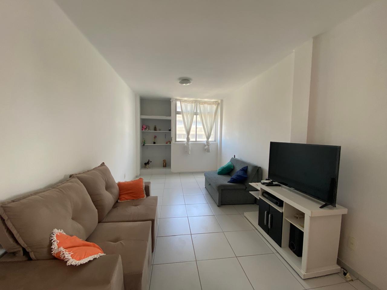 Apartamento à venda com 2 quartos, 78m² - Foto 1
