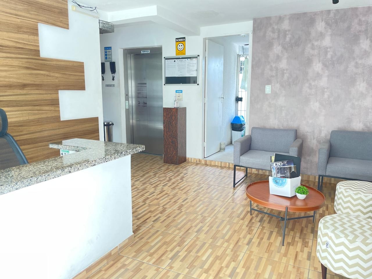 Apartamento à venda com 1 quarto, 38m² - Foto 2