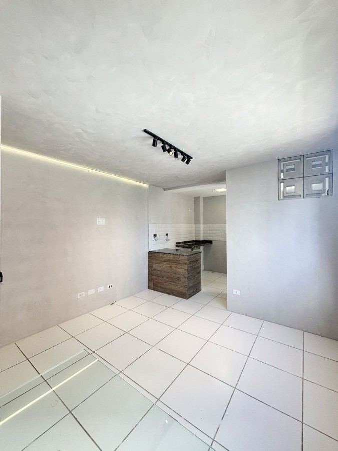 Apartamento à venda com 1 quarto, 38m² - Foto 7