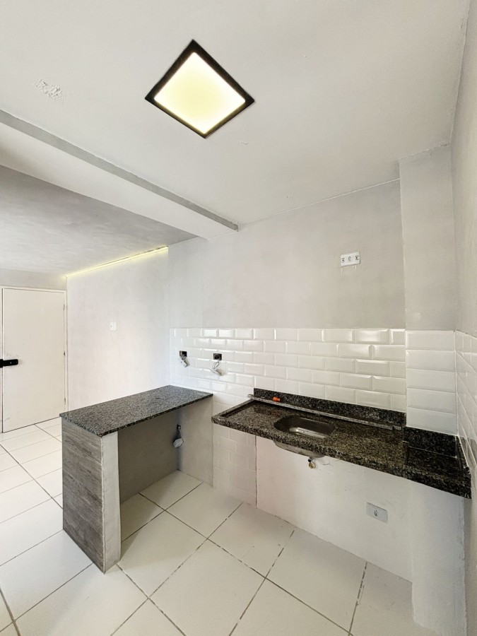 Apartamento à venda com 1 quarto, 38m² - Foto 10