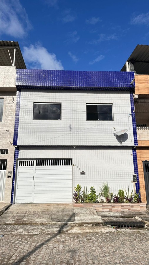 Casa, 2 quartos, 180 m² - Foto 1