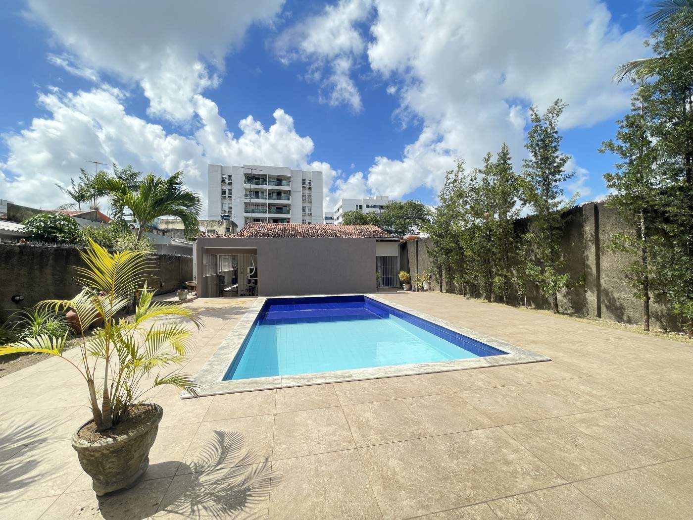 Casa, 5 quartos, 538 m² - Foto 1